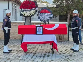 Kalbine yenik düşen polis memuru son yolculuğuna uğurlandı
