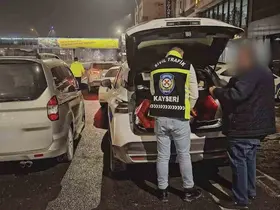 Kar üzerinde drift yapanlar polisten kaçamadı
