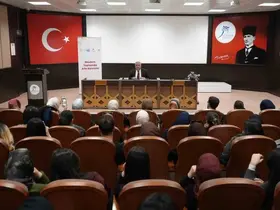 Karabük Üniversitesinde "Modern Dünyada Aile" konferansı düzenlendi
