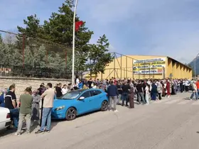 Karabük’te LGS heyecanı: Öğrenciler sınavda, veliler kapıda
