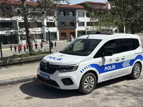 Karabük’teki okullarda polislerin güvenlik seferberliği başladı
