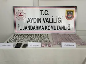 Karacasu’da durdurulan araçta tarihi eser ele geçirildi
