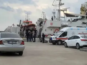 Karadeniz’de su alan gemi batma tehlikesi geçirdi, 13 mürettebat tahliye edildi
