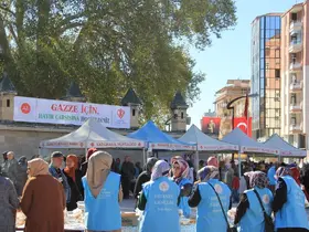 Karaman'da Gazze yararına hayır çarşısı düzenlendi