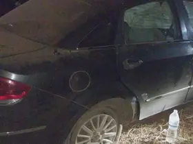 Karaman-Konya yolunda otomobil yoldan çıktı: 3 kişi yaralandı