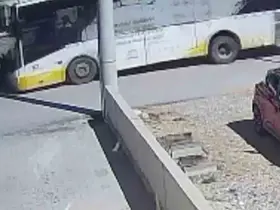 Karaman’da yolcu otobüsüyle motokurye çarpıştı: 1 yaralı
