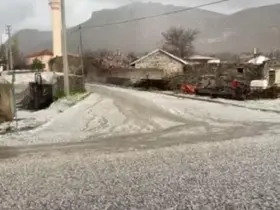 Karapınar’da dolu yağışı