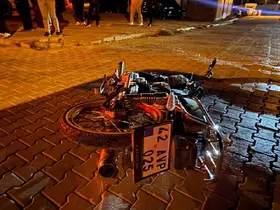 Karapınar'da motosiklet ile otomobil çarpıştı: 2 yaralı