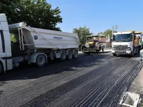 Karatay'da asfalt seferberliği devam ediyor