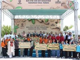 Karatay’da "Bir Atık Çok Şey Değiştirir" yarışmasında ödüller sahiplerini buldu
