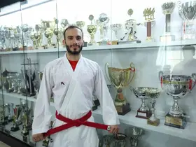 Karateci Enes Bulut, Kağıtspor’daki başarısını özetledi: "Mücadeleden asla vazgeçmek yok"

