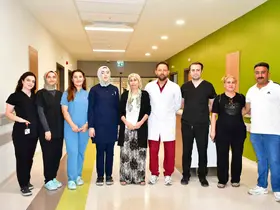 Karnından 20 kiloluk tümör çıkarılan hasta sağlığına kavuştu
