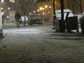 Kars’ta bahar yerini kışa bıraktı: Kar yağışı kenti beyaza bürüdü
