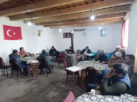 Kars’ta buzağı kayıplarının önüne geçmek için üreticilere eğitim veriliyor

