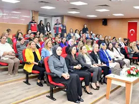 Kars’ta gönül elçileri ile koruyucu aile farkındalık toplantısı düzenlendi
