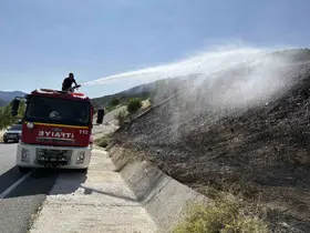 Kastamonu’da çıkan örtü yangınları büyümeden söndürüldü
