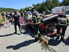 Kastamonu’da Tofaş marka otomobil takla attı: 3 yaralı

