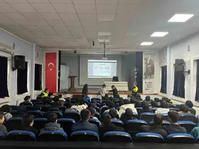 Kastamonu’da trafik kurallarıyla ilgili öğrencilere hayati uyarılar
