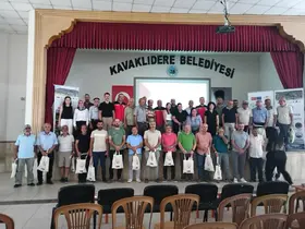 Kavaklıdere’de ceviz üreticilerine yönelik eğitim düzenlendi
