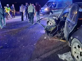 Kavşakta meydana gelen trafik kazasında 4 kişi yaralandı
