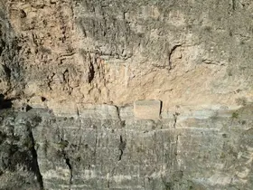 Kayaların ortasındaki manastır görenleri hayrete düşürüyor: Yüzlerce yıllık yapı dron ile görüntülendi
