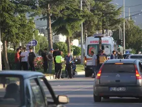 Kaza sonrasında dili boğazına kaçan çocuğu vatandaş kurtardı
