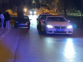 Kaza yapan sürücülerle yakınları böyle güldü
