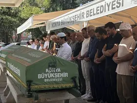 Kazada hayatını kaybeden yaşlı çift son yolculuklarına uğurlandı