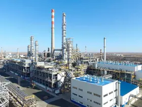 Kazakistan’da petrol rafinerisinde yangın çıktı
