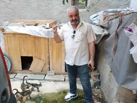 Kedi maması çalan hırsız vatandaşı canından bezdirdi
