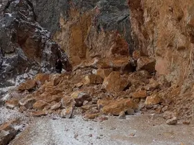 Kemaliye’de Taş Yolu geçici olarak trafiğe kapatıldı
