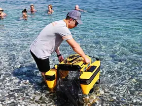 Kemer koylarında "Çöp Kapar" ile temizlik çalışmaları başladı
