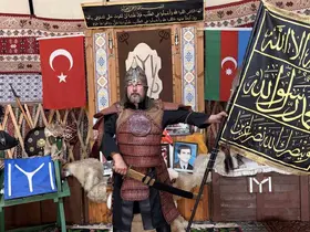 Kendi kurduğu otağında Malazgirt Zaferi’nin 955. yıl dönümünü kutladı
