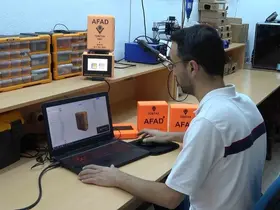 Kendini deprem anında enkazda hisseden mühendis, hayat kurtaran sistem geliştirdi
