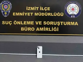 Kendini hemşire olarak tanıtıp telefonları alarak kaçan şüpheli yakalandı
