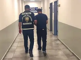 Kendisini komiser olarak tanıtıp milyonluk vurgun yapan şüpheli tutuklandı
