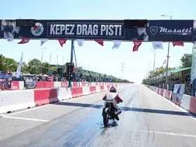 Kepez’de moto drag heyecanı start aldı
