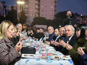 Kepez’de Ramazan bereketi: 5 mahalle tek sofra
