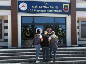 Kesinleşmiş 10’ar yıl cezayla aranan 2 şahıs yakalandı
