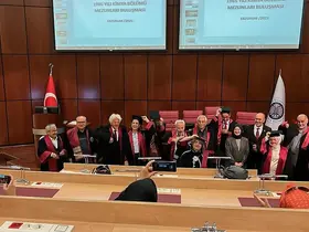 Kimya Bölümü 1985 mezunları, 40. Yıl buluşmasında bir araya geldi
