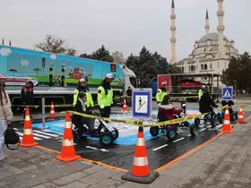 Kırıkkale’de jandarmanın "Mobil Trafik Eğitim Tırı"
