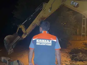 Kırıkkale’yi sağanak vurdu: Dereler taştı, ekipler anında müdahale etti
