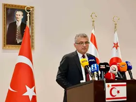 KKTC Cumhurbaşkanı Erhürman, Kıbrıs’ta çözüm atmosferi için 10 maddelik öneri sundu
