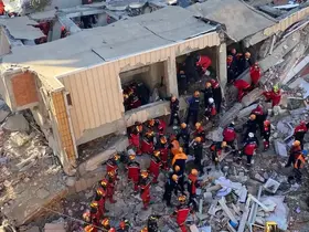 Kocaeli’de çöken binanın enkazından 2 kişinin cansız bedeni çıkarıldı