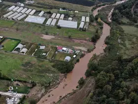 Kocaeli’de sele kapılan 2 kişiyi arama çalışmaları dronla görüntülendi
