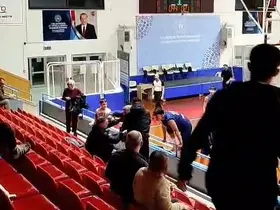 Kocaeli’de U16 basketbol maçında yumruklar havada uçuştu
