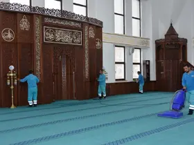 Kocasinan, gül kokan camilerle daha huzurlu ibadet ortamı sunuyor
