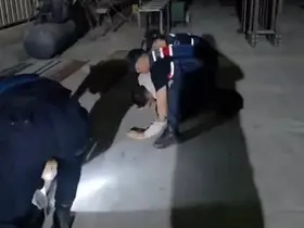 Konteynere iklimlendirme sistemi kurup uyuşturucu yetiştirdiler
