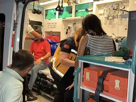 Kontrolden çıkan otomobil park halindeki araca çarptı: 5 yaralı
