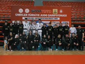 Konya Büyükşehir Ümitler Judo Takımı Türkiye ikincisi oldu